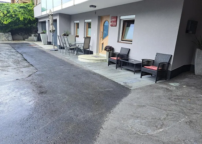 アパート Mit Charme ミッタージル